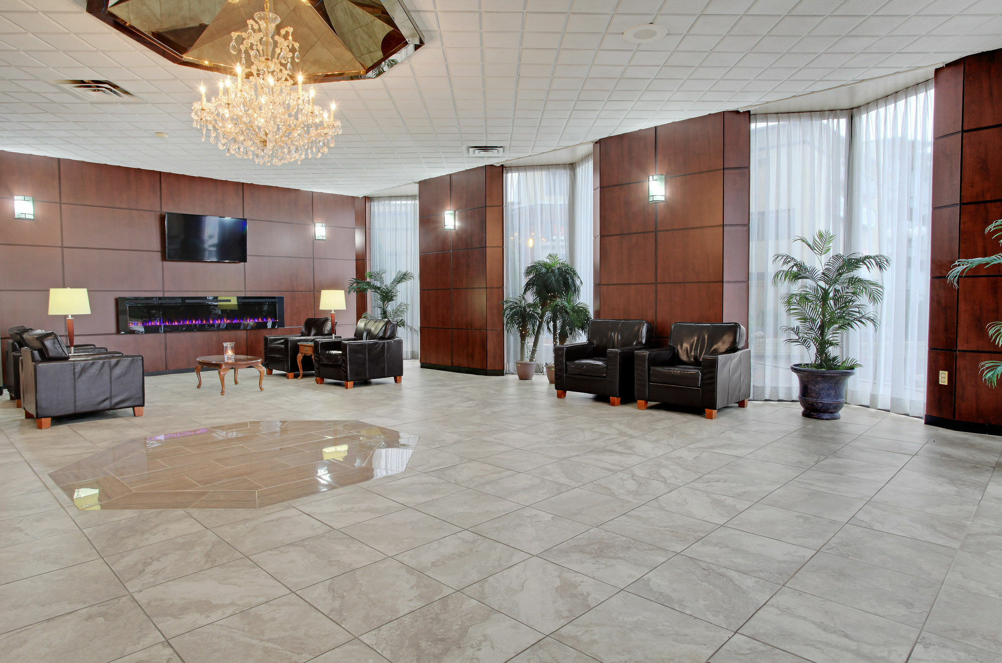 Travelodge By Wyndham Lloydminster Εξωτερικό φωτογραφία